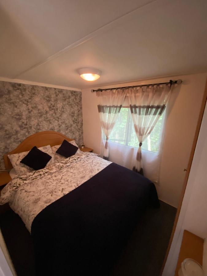 Unique Caravan with Outdoor Space Ballantrae Buitenkant foto