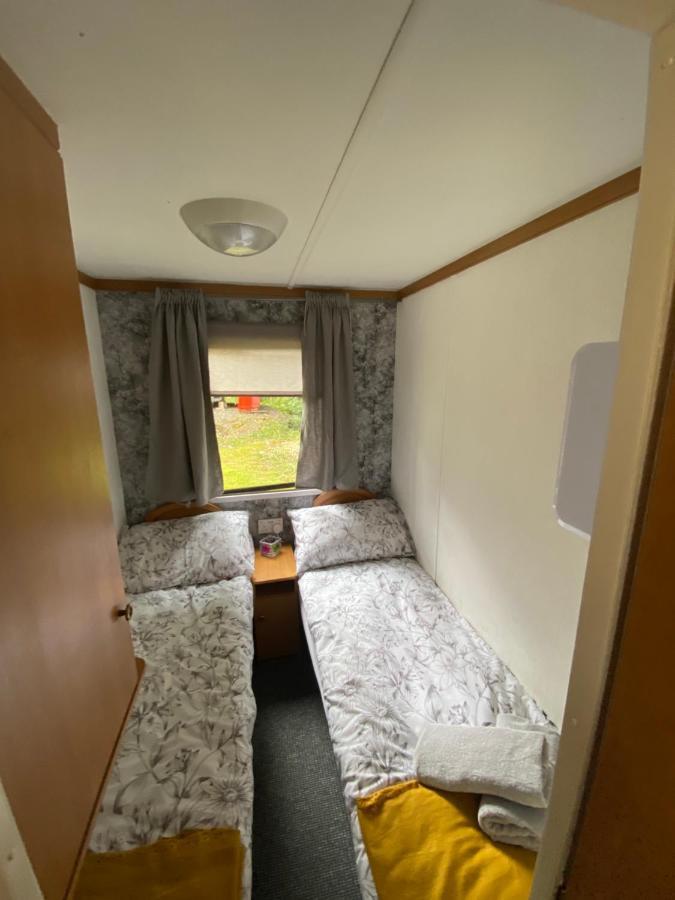 Unique Caravan with Outdoor Space Ballantrae Buitenkant foto