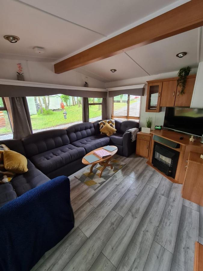 Unique Caravan with Outdoor Space Ballantrae Buitenkant foto